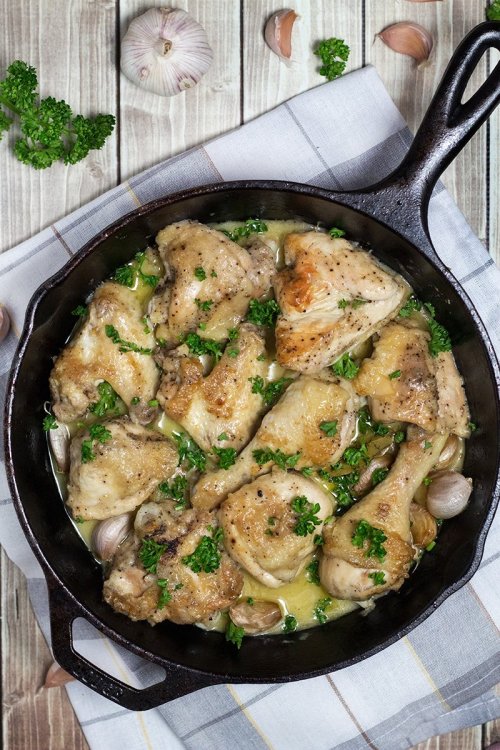pollo-al-ajillo-garlic-chicken-recipe-2 (1).jpg